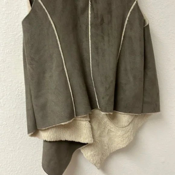 DOLCE CABO Women's suede open cardigan wrap drape Size Large - Picture 7 of 8